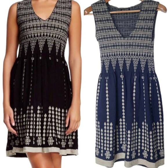 Max Edition Smocked Jacquard Sleeveless Mini Dress Navy and Cream Size Small - Picture 1 of 8